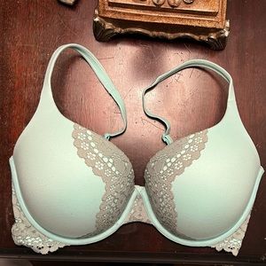Teal Victoria’s Secret Bra